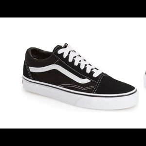 Vans Unisex Old Skool Black and White